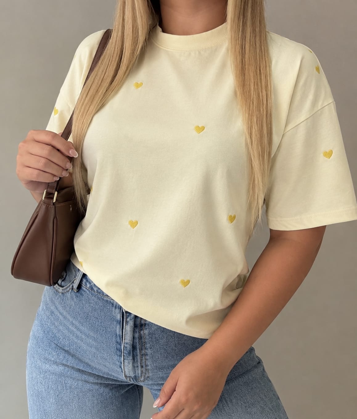 CAMISETA OVERSIZED LOVER MANTEQUILLA