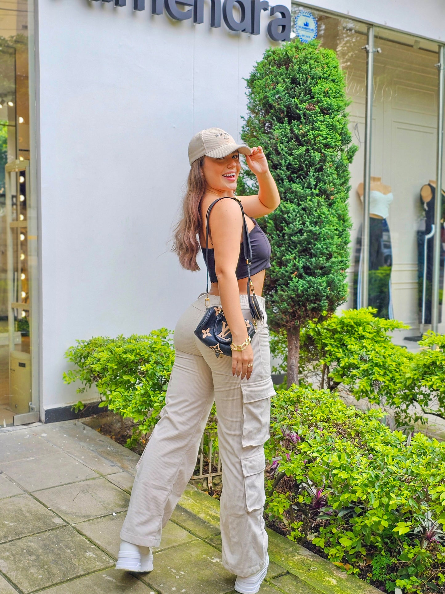 TOP ANGELA