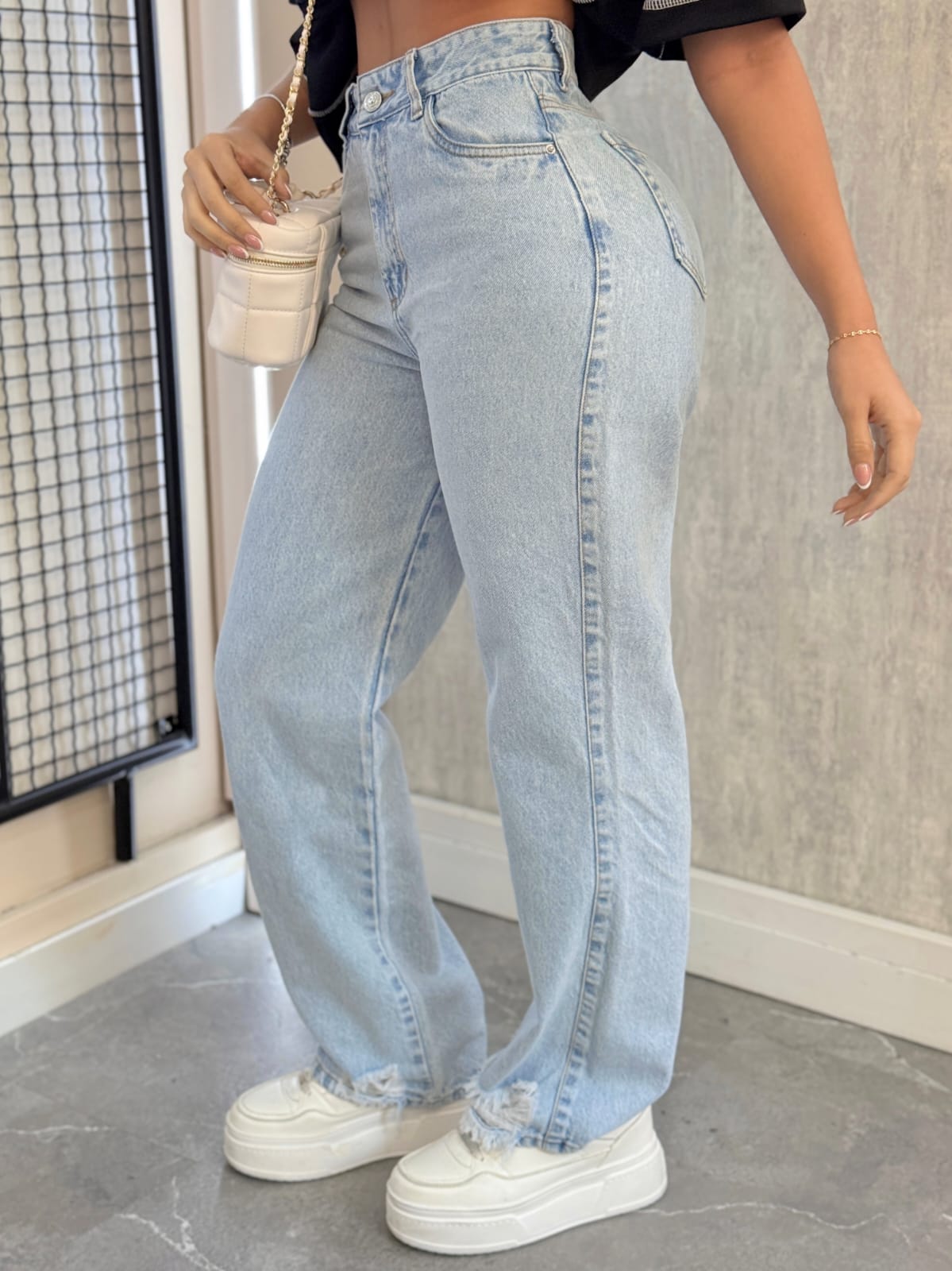 JEAN ARIANA CLARO