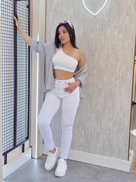 JEAN CAMILA